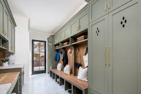 24 Best Small Mudroom Entryway Ideas