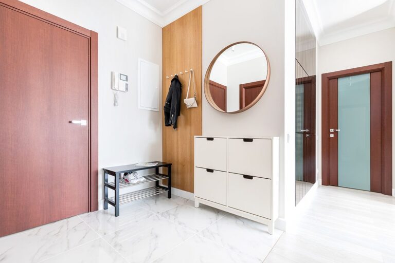 22 Genius Apartment Entryway Ideas