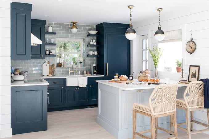 17 Coastal Kitchen Ideas To Inspire Your Next Makeover