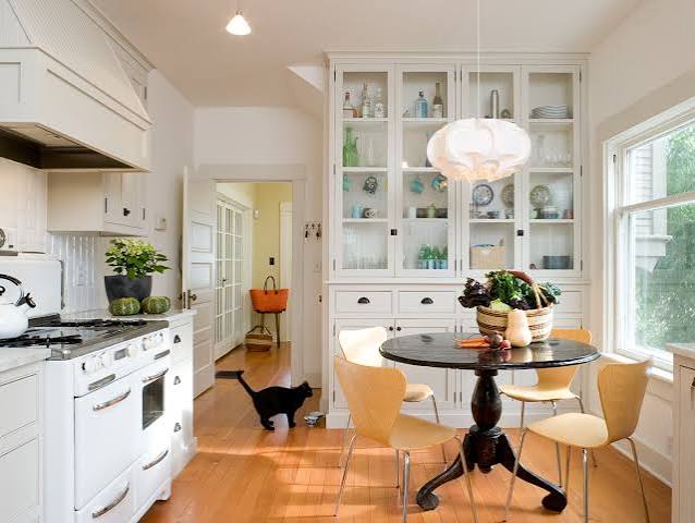 20 Empty Kitchen Wall Ideas To Create A Kitchen You’ll Love