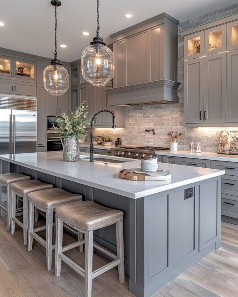 19 Grey Kitchen Ideas That Make A Big Visual Difference