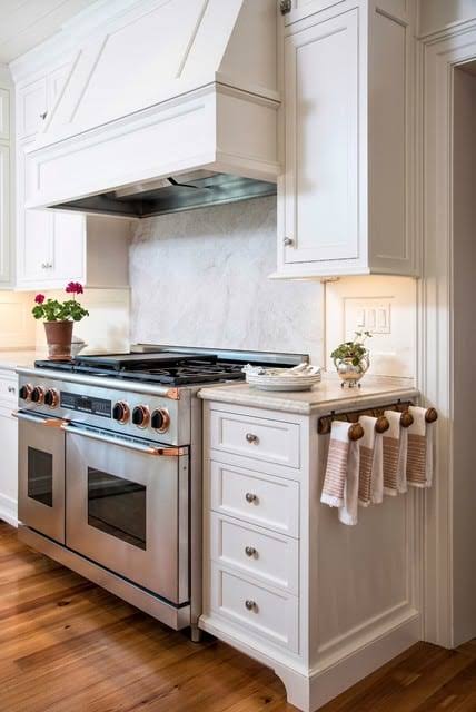 20 Kitchen Towels Hanging Ideas To Create A Kitchen You’ll Love