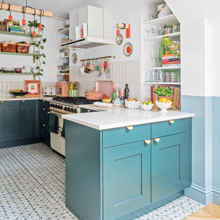 17 Small Kitchen Ideas Layout To Inspire Your Next Makeover